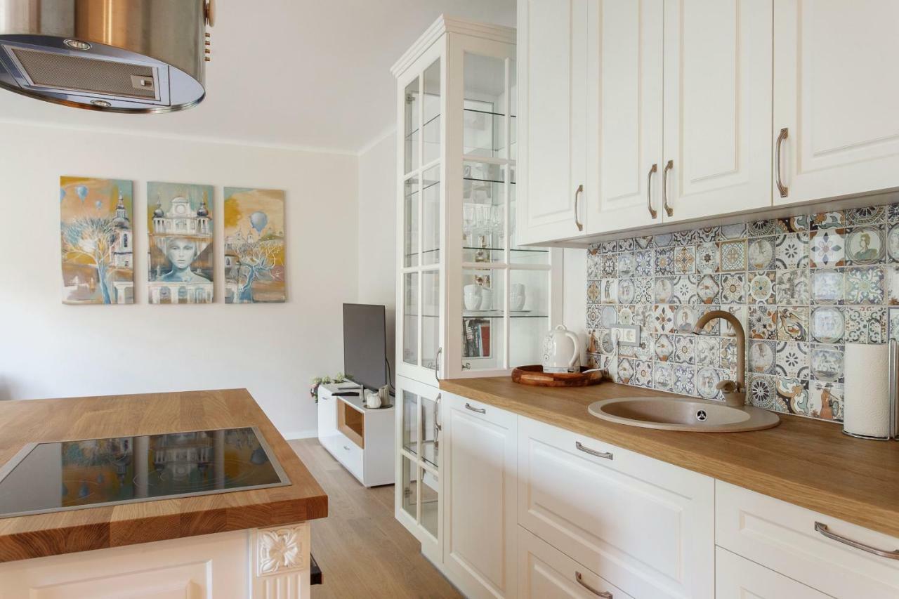 #Stayhere 3Bdr Modern & Stylish Apartment - Heart Of Old Town By Houseys VNO Exteriör bild
