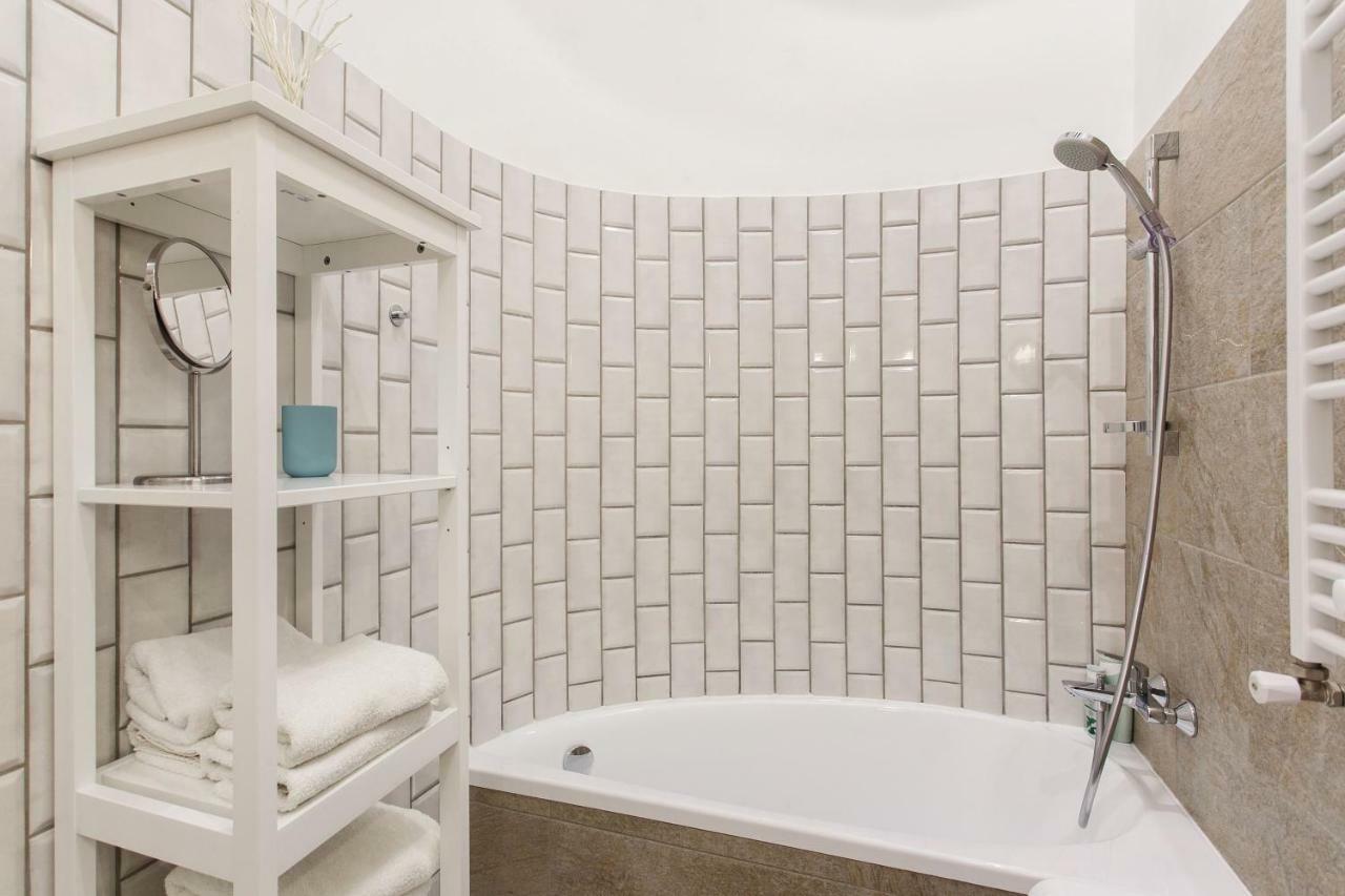 #Stayhere 3Bdr Modern & Stylish Apartment - Heart Of Old Town By Houseys VNO Exteriör bild